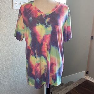L&B Tie Dye Print Tee in Size Medium